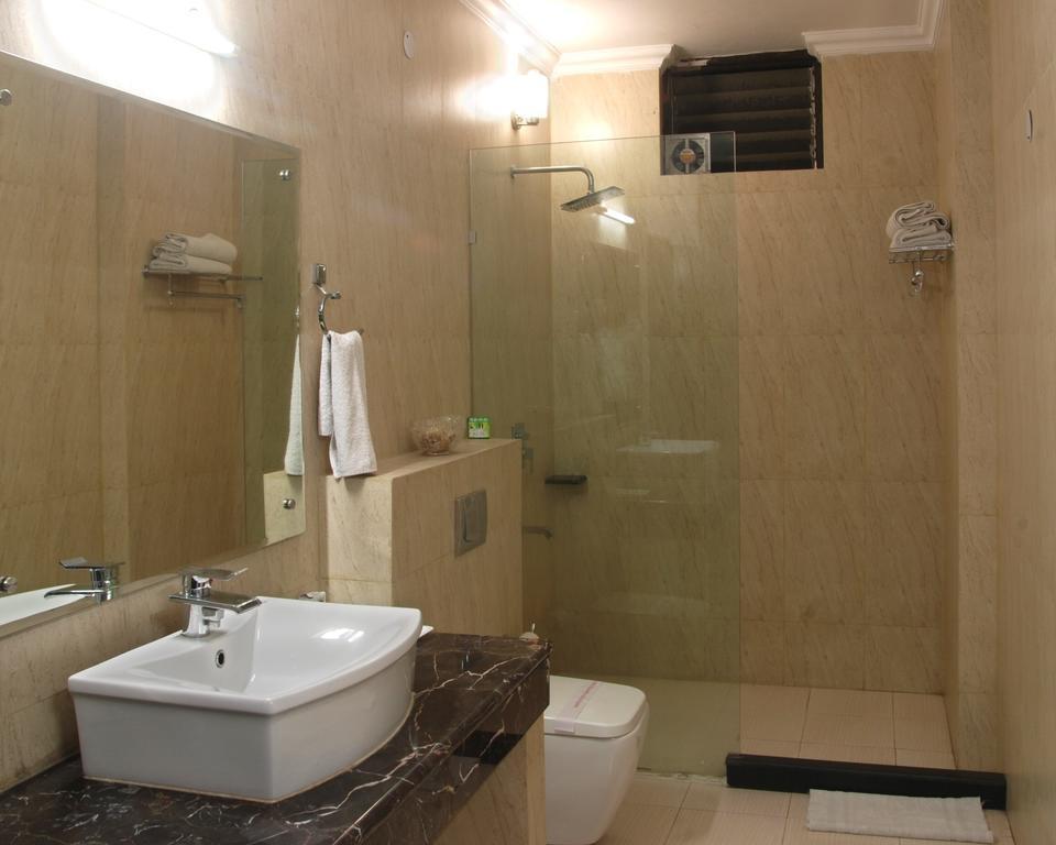Hotel Deer Parkk Нью-Делі Екстер'єр фото