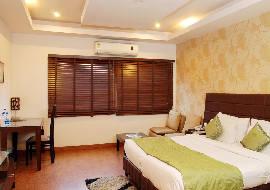 Hotel Deer Parkk Нью-Делі Екстер'єр фото