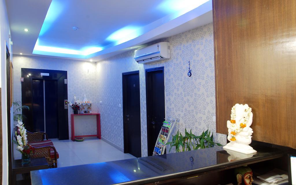 Hotel Deer Parkk Нью-Делі Екстер'єр фото